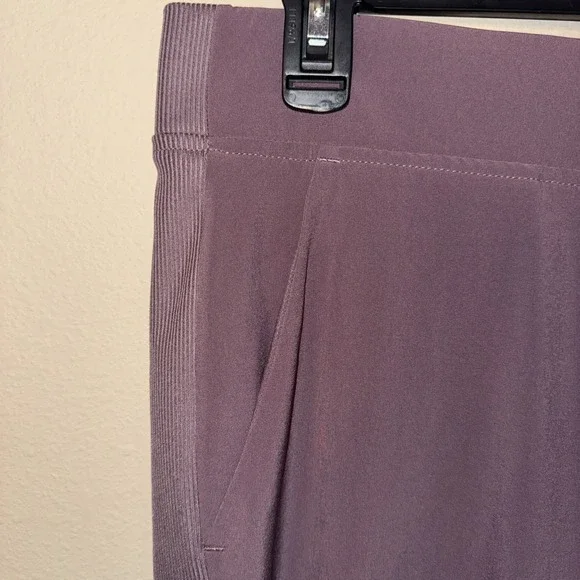 Athleta Women's 10 Brooklyn Mid Rise Ankle Pants Mauve Violet Pull On Pockets - Picture 3 of 5